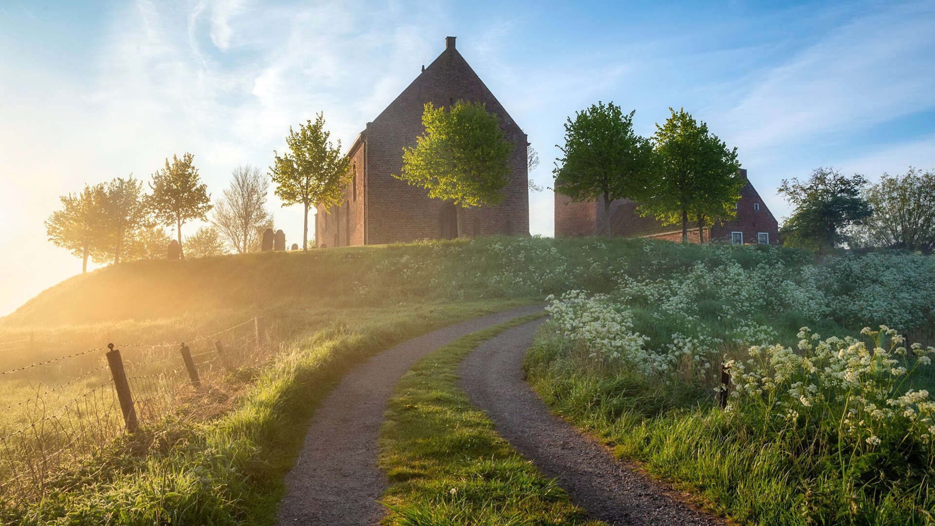 电竞行业与青少年：如何引导青少年健康游戏，青少年应该如何对待电子游戏标题