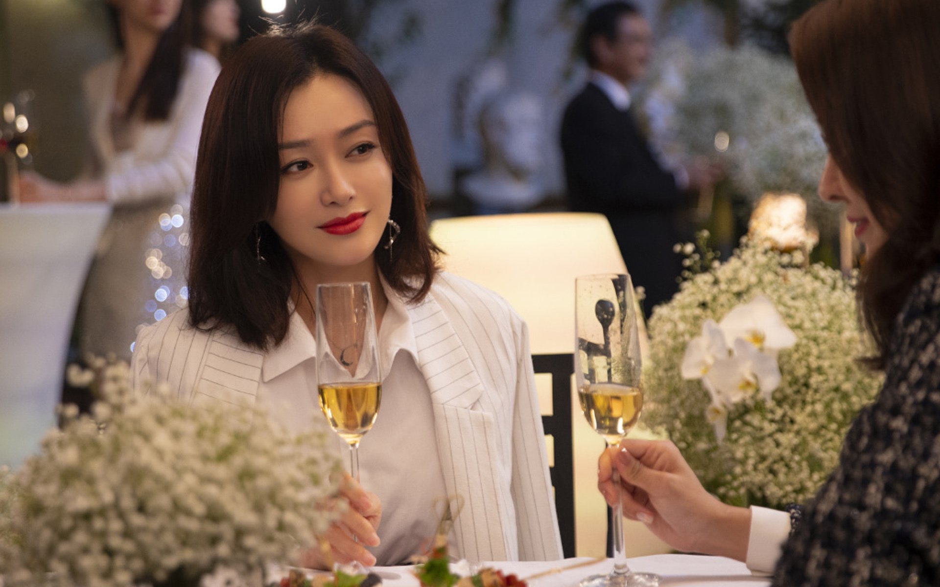 九游APP官网-雄鹿推出球队NFT纪念卡，销售火爆，雄鹿赞助商