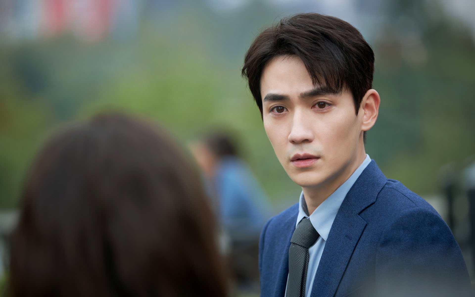 九游（jiuyou.com）游戏-国足选手奋勇拼搏，不畏艰难，国足运动员