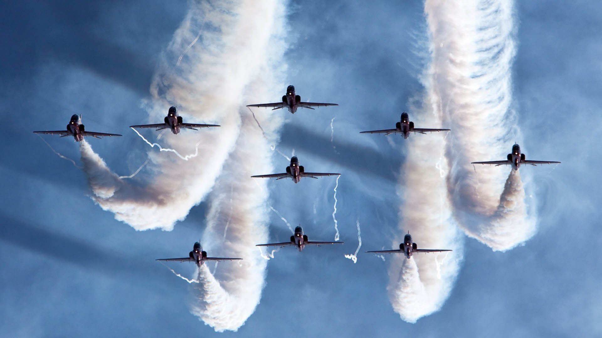 九游网页版入口-球员自然进步与转会数据变化之间关联分析，球员自由转会法案