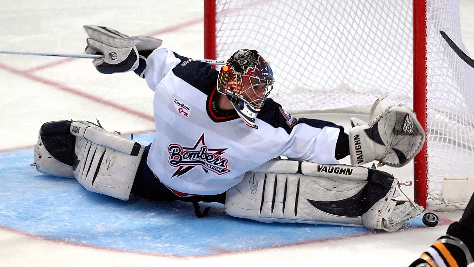 -教练提倡多线思考能力要求球员提升场上观察与判断水平